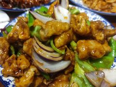 焦溜肥肠-娄三少·老北京春饼烤鸭家常菜(方庄店)