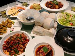 -喜鹊愉家酒店(郑州曼哈顿博览中心地铁站店)