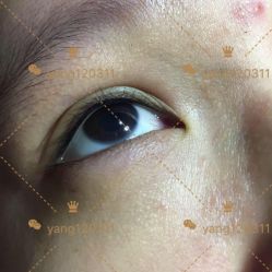 -一个差评成就的纹眉店