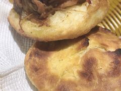 烧饼夹酱牛肉秘制-买又大餐厅(福林里店)