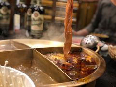 -沸炉重庆老火锅(军事博物馆店)