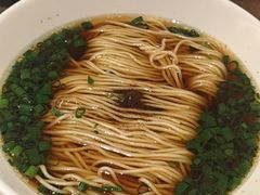 正牌开洋葱油拌面-苏小柳点心·手作小笼包(浦东嘉里城分院)