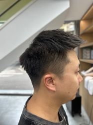 -诗悦发型烫染SALON