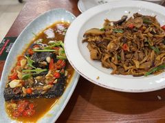 -湖南人家湘菜馆(镇江路店)