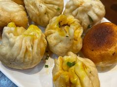 双拼蟹粉鲜肉-大壶春生煎(四川中路店)