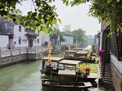 -佬钱湾仔(衣裳街店)