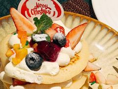 圣诞草莓松饼-翡翠鸟精品泰国菜(北辰财富中心店)