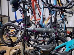 -大行Dahon自行车·北京顶点单车apex bike·ARAI摩托车头盔(白塔寺专卖店)