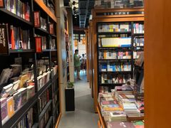 -西西弗书店&矢量咖啡(来福士广场店)