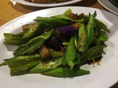 -ZF Seafood Restaurant 卓峰海鲜餐