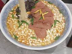 -陈熹公民族美食文化餐厅(中华广场店)