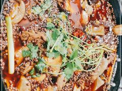 -鸿顺老铁锅美蛙鱼府(解放碑店)