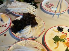 -徐记小怪兽肉蟹煲(中央大街店)