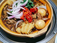 -蔡婶牛腩牛杂煲(长安万科店)