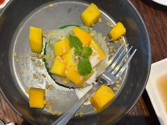 -Chom Cafe and Restaurant