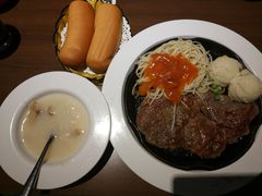 -豪客来牛排(空港华联店)