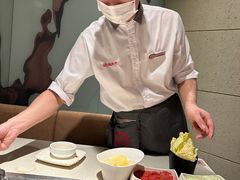 -海底捞火锅鲜切牛肉主题店(长寿路店)
