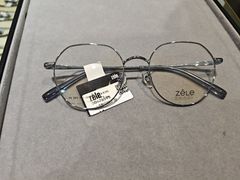 -博士眼镜(南昌八一大桥店)