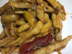 压锅黄金勾-食客堂麻婆豆腐专门店