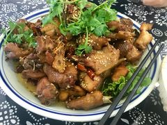 -八两八金·莱芜特色炒鸡(市南漳浦路店)