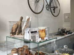 面包甜点陈列柜-常识咖啡common sense(春熙路店)