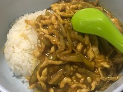 咖喱滑鸡饭-中国农业大学·第四食堂风味餐厅