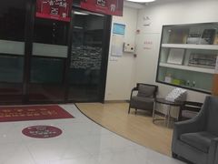 -雅悦齿科(顾村公园店)