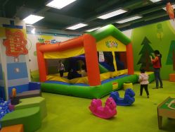 -莫莉幻想儿童乐园(郑州丹尼斯三天地店)