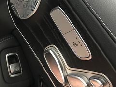 -天津波士信达奔驰4S店(卫津南路店)