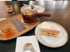 玫瑰洛神花茶-EVERNAKED裸蛋糕(SOHO天山店)