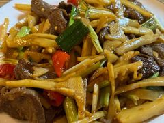 -牛八宝桂林米粉(八里庄店)