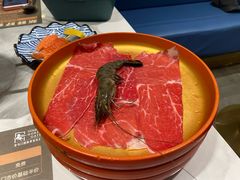 -金马门国际美食百汇(珞喻路店)