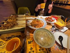 -喝丢一只鞋海鲜烧烤·海肠捞饭(东关街店)