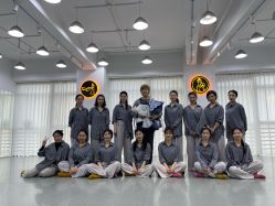 -深舞形体民族舞蹈工作室