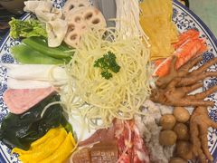 -周小明火锅(黑金冠社区店)