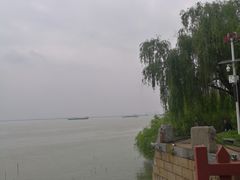 -巴陵广场
