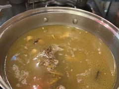 -丫丫汤膳打边炉(宏府408坊店)