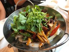 干锅羊头肉-那达慕蒙古风味酒楼