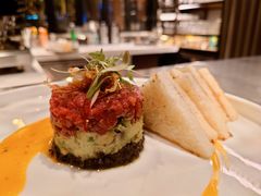 牛肉塔塔配牛油果黑橄榄酱-Solo(衡山路店)