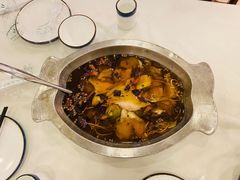 -鑫巴蜀小镇 · 水煮鱼专研店(玉桥店)