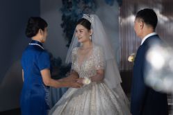 -喜喜婚纱HAPPINESS STUDIO奢定馆(海淀体验馆)