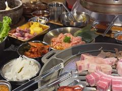 -哈哈碳都·牛肋条无限自助烤肉(宝龙店)