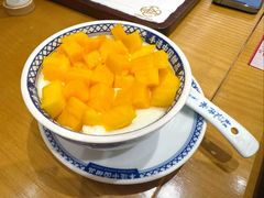 芒果双皮奶-赵记传承·中式甜品·非遗手冲姜撞奶(上海环球港店)