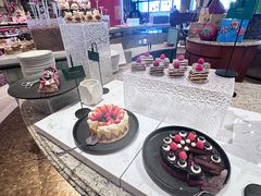 -咖啡苑自助餐厅·中国大饭店