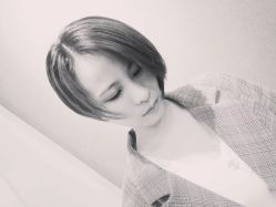 -茶发Salon·烫发染发理发