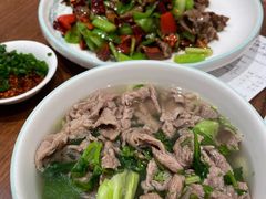 -犇逸·乐山跷脚牛肉·四川现炒(览海店)