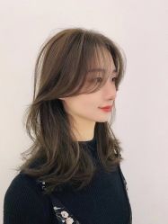 -变画·发型STUDIO