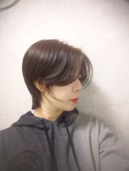 -一東造型烫发染发