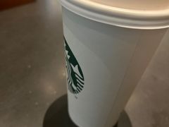 -星巴克(杭州湖滨银泰E区店)