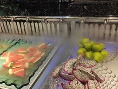 -釜御山海鲜烤肉火锅自助(新城市中心店)